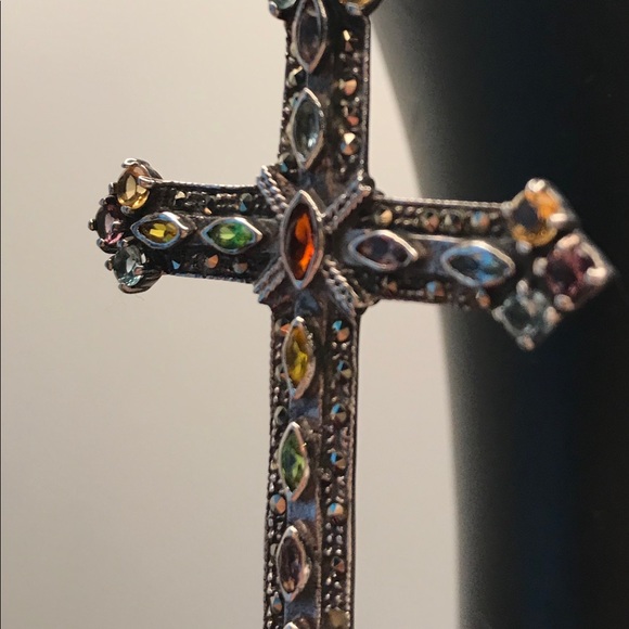 Silver cross with semi-precious stones. - Picture 3 of 5